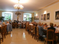25 czerwca 2022 r. - Walne Zgromadzenie DTN w XVII-wiecznym refektarzu Klasztoru Ojców od św. Eliasza w Oborach